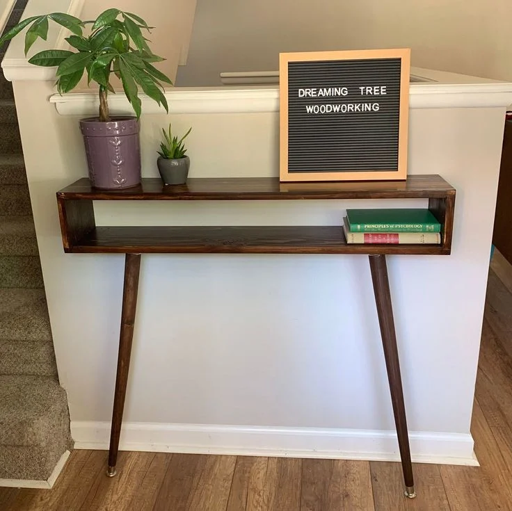 Defining Features of Mid‑Century Modern Entryway Tables