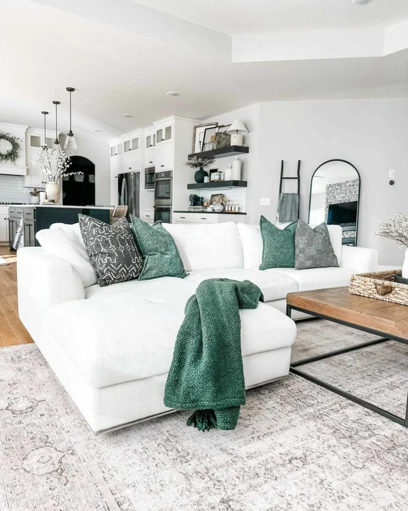 How To Arrange Living Room With Sectional: Pro Tips