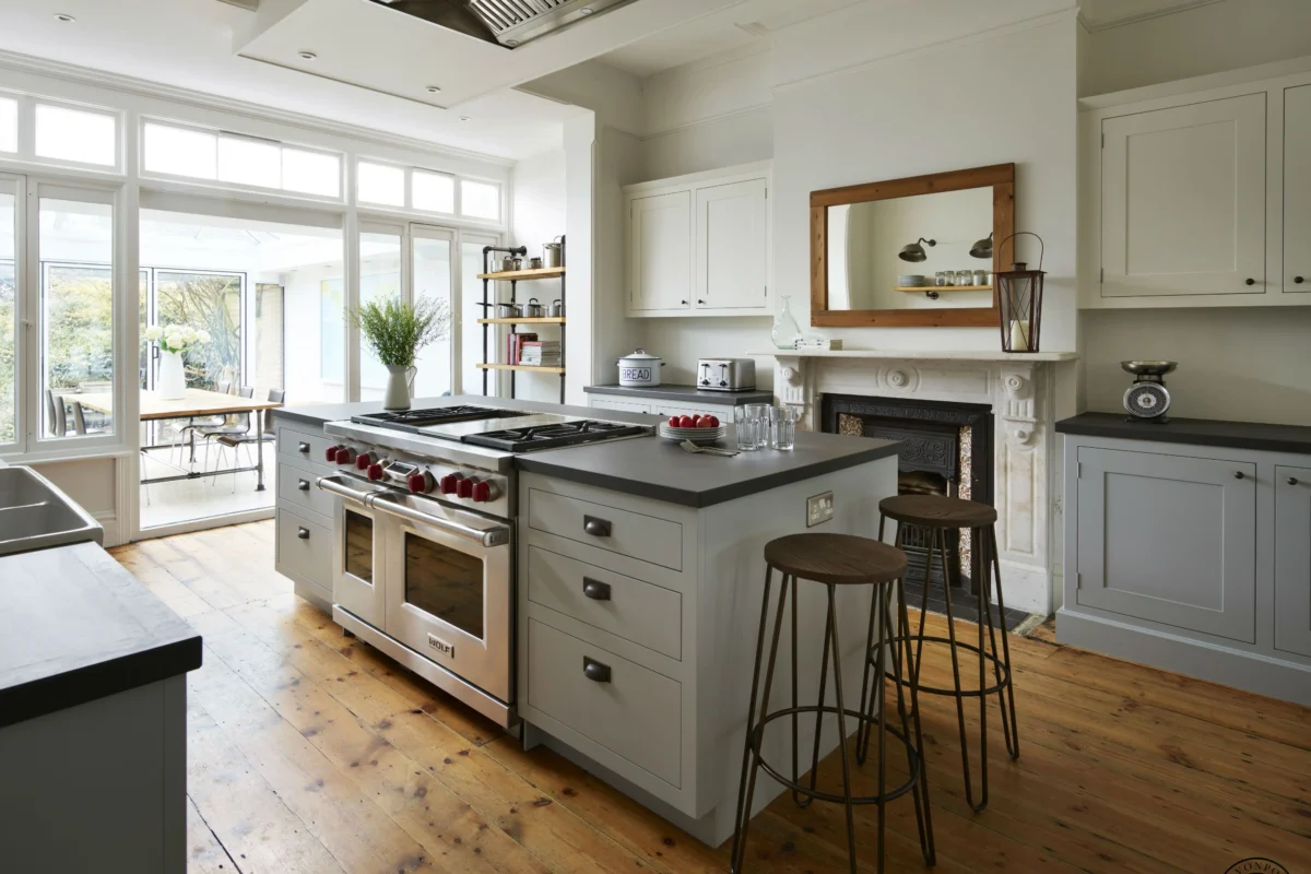 10 Brilliant Kitchen Stove Island Ideas That Will Revolutionize Your Cooking Space