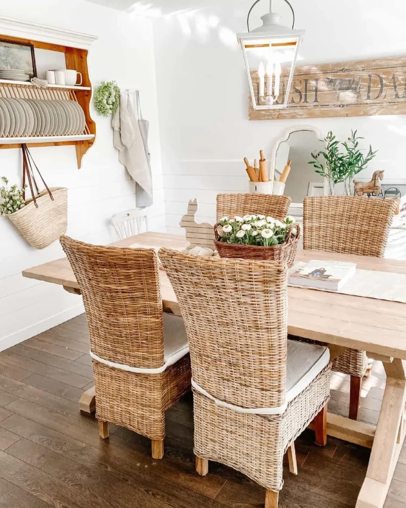 Integrating Wood Chairs with Table Settings and Décor