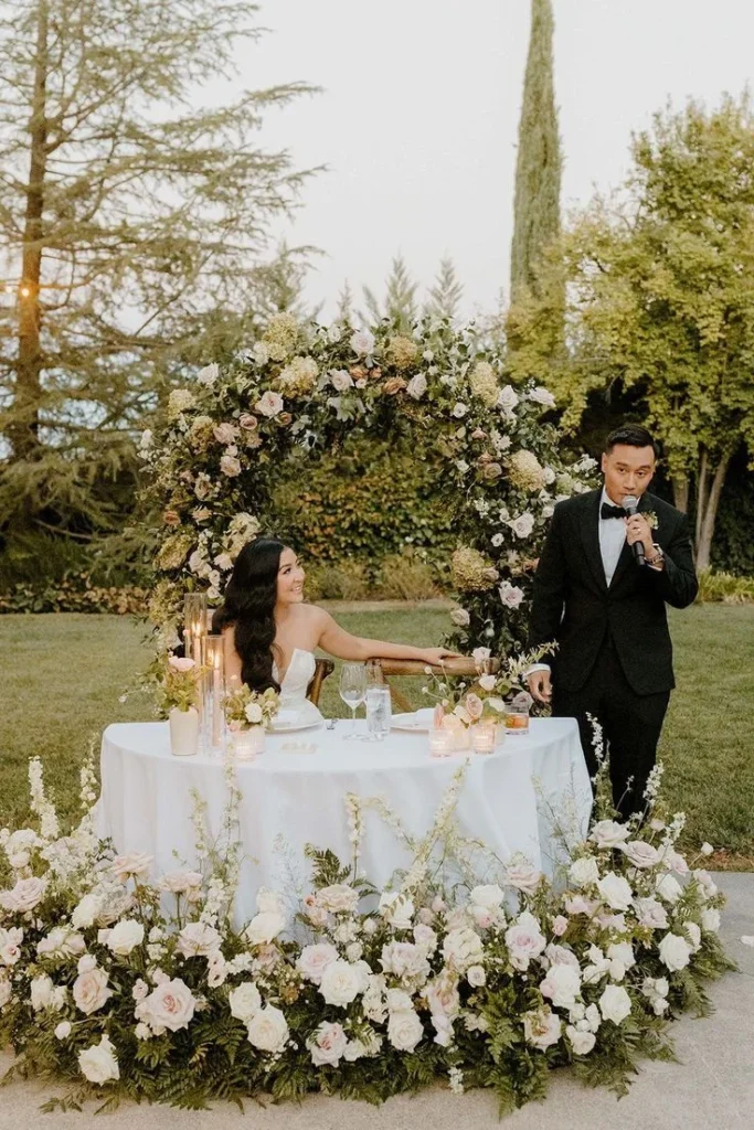 Personalized Touches for Bride and Groom Table Decoration Ideas
