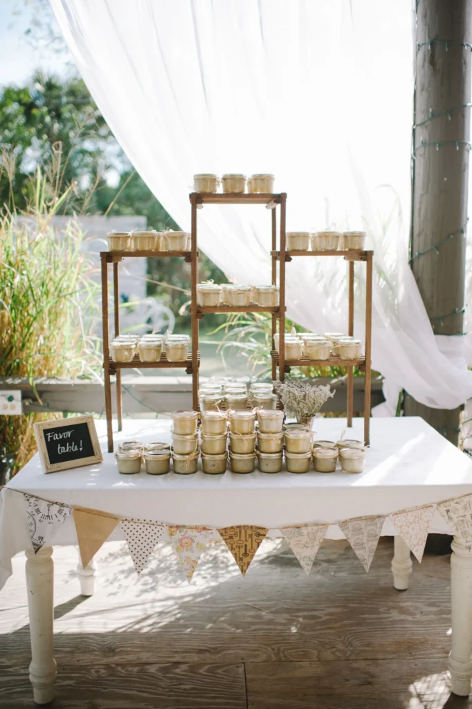 Wedding Favor Table Ideas